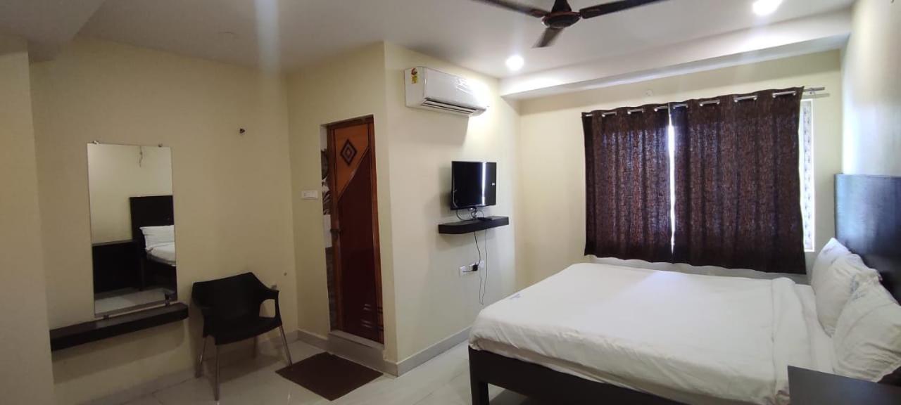 Arvind Stay Hotel, Rk Beach Vizag Visakhapatnam Extérieur photo