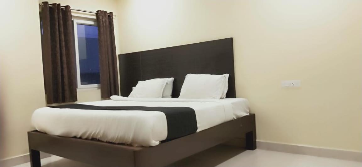 Arvind Stay Hotel, Rk Beach Vizag Visakhapatnam Extérieur photo