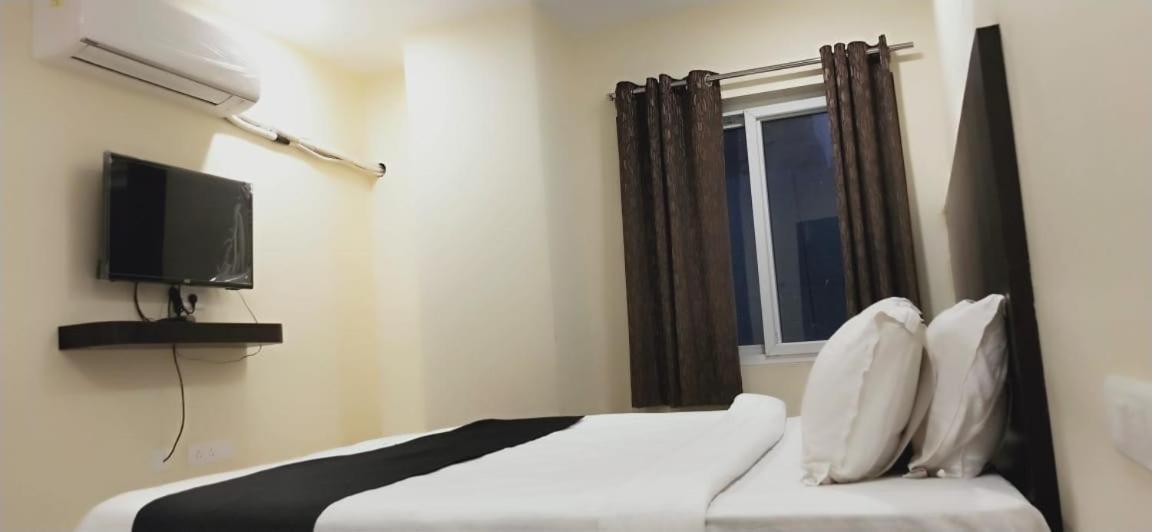 Arvind Stay Hotel, Rk Beach Vizag Visakhapatnam Extérieur photo